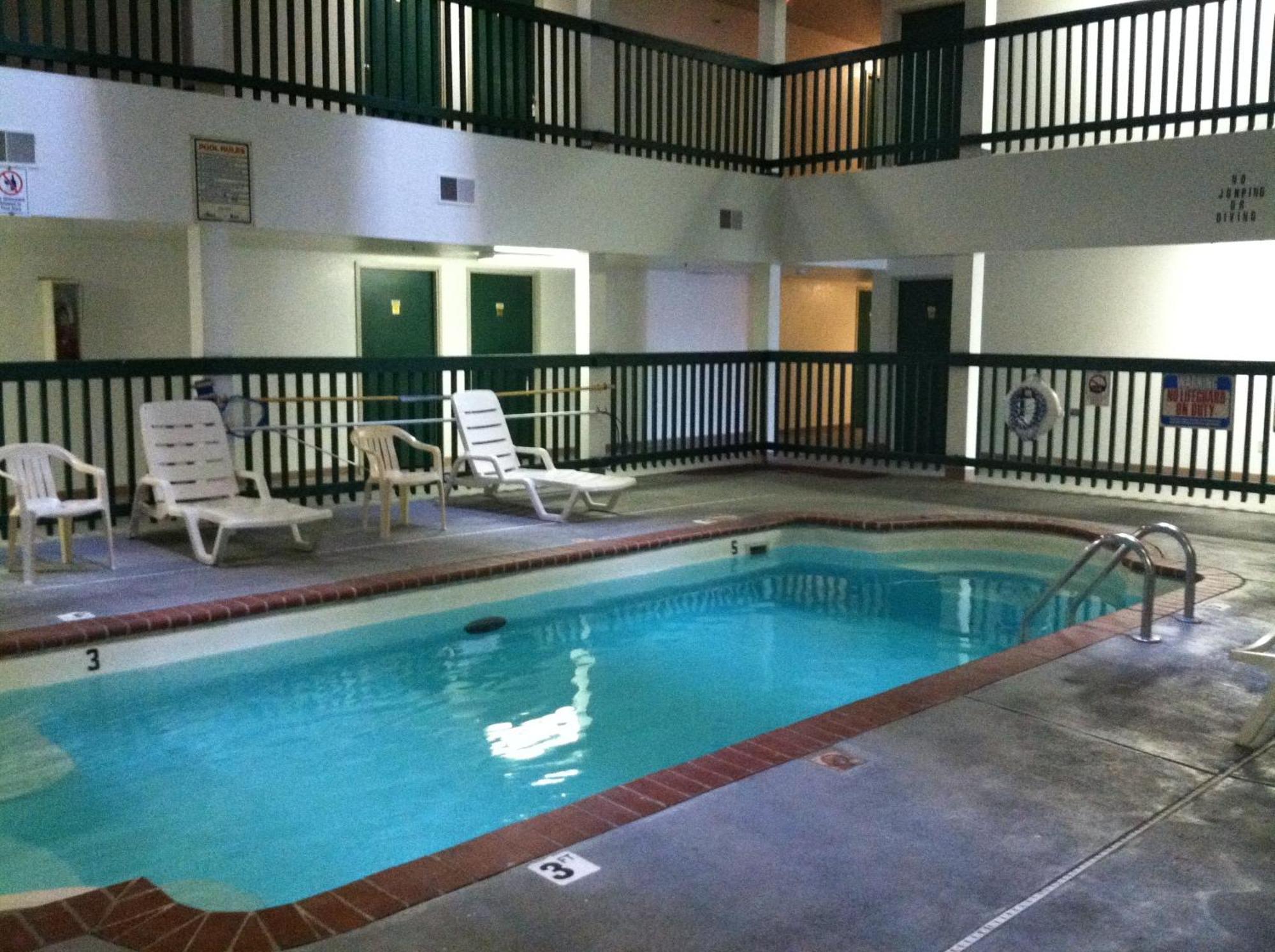Budget Inn Wentzville Bagian luar foto