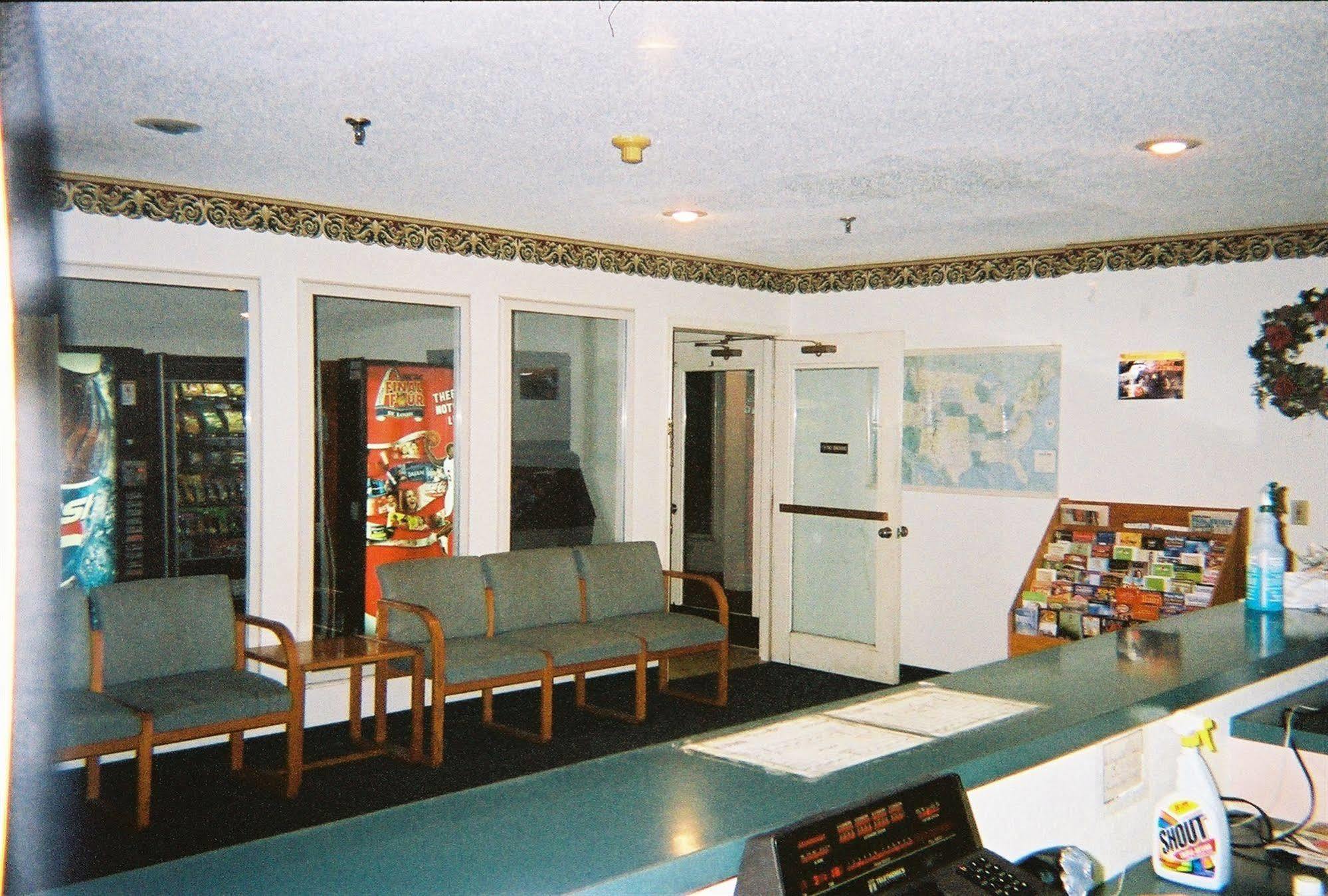 Budget Inn Wentzville Bagian luar foto